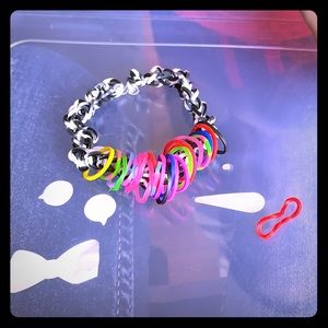 Bracelet with colors